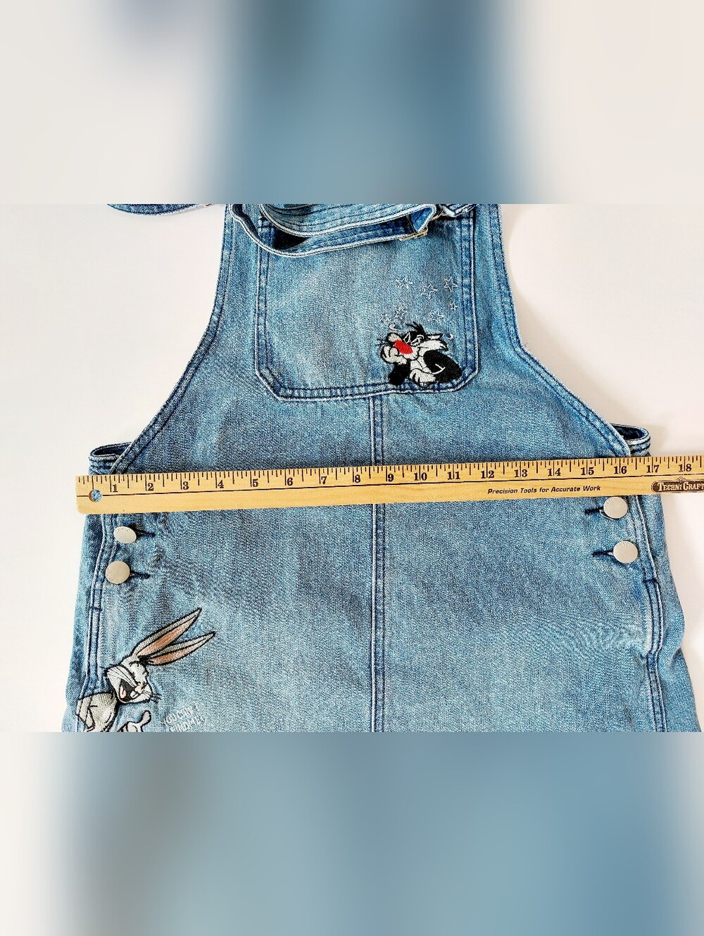 Bugs Bunny Daffy Duck Sylvester Denim Jumper Medium Adult/Jr's Looney Tunes - Picture 7 of 8